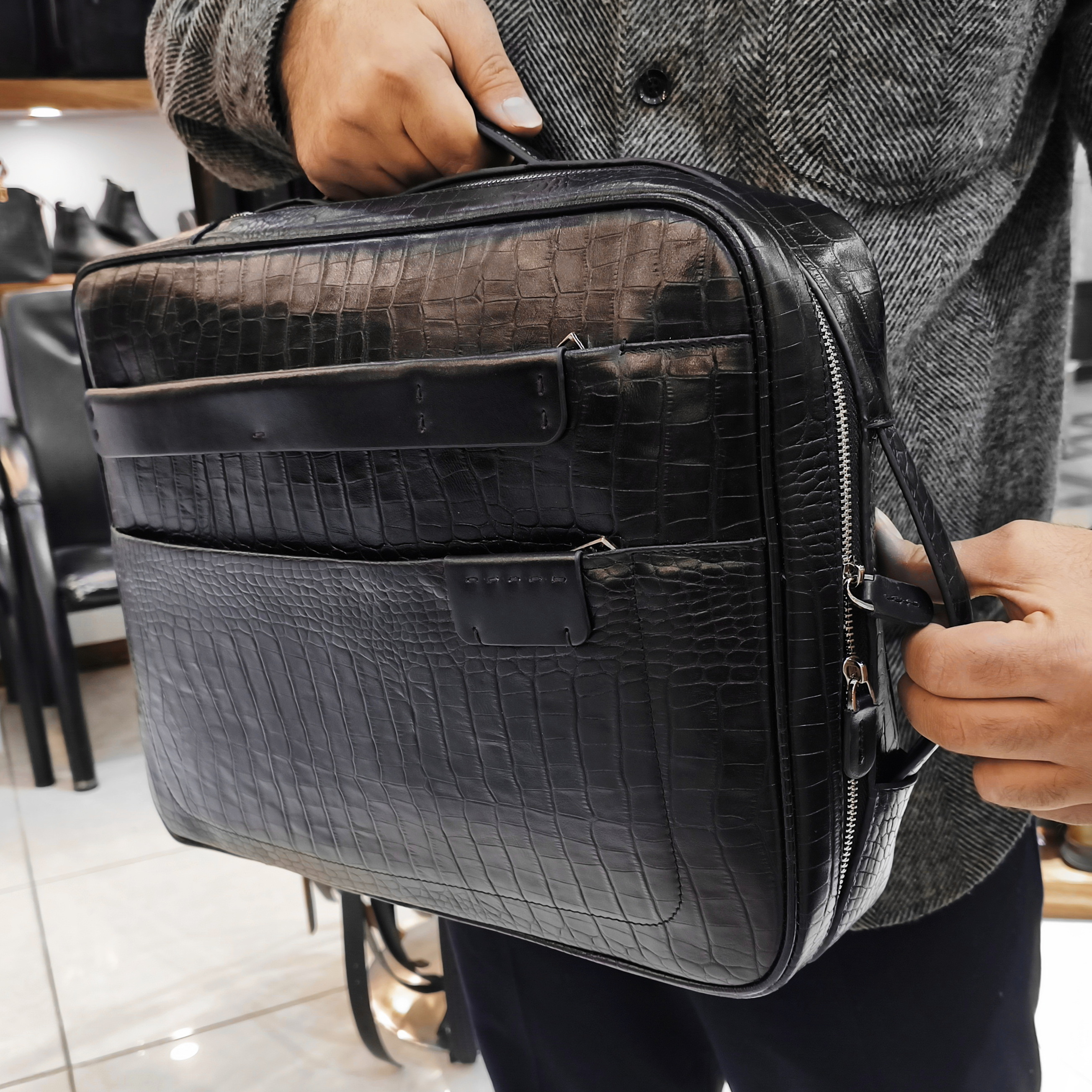 کوله پشتی چرم طبیعی چرم تبریز