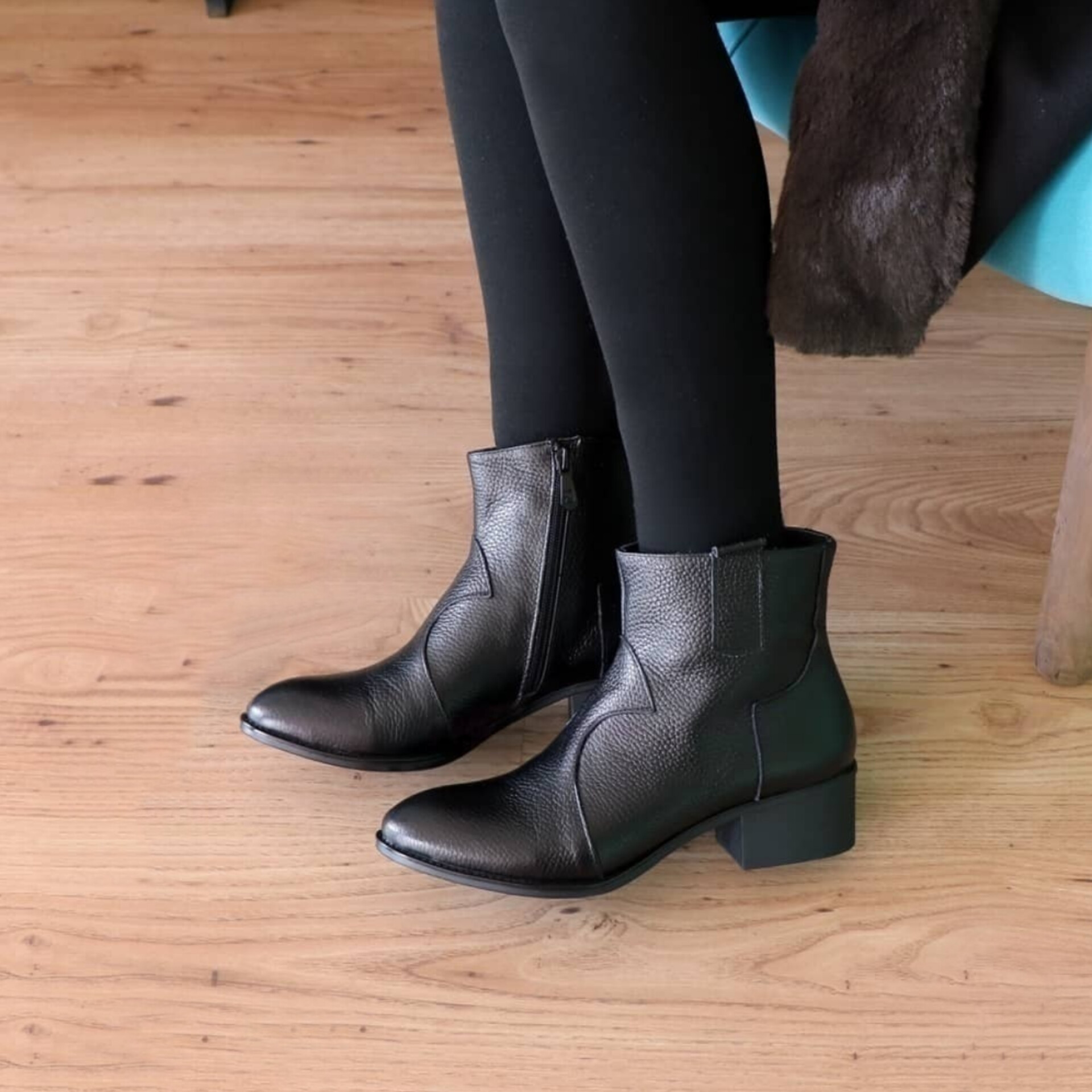 بوت زنانه چرم طبیعی ریواچرم تبریز