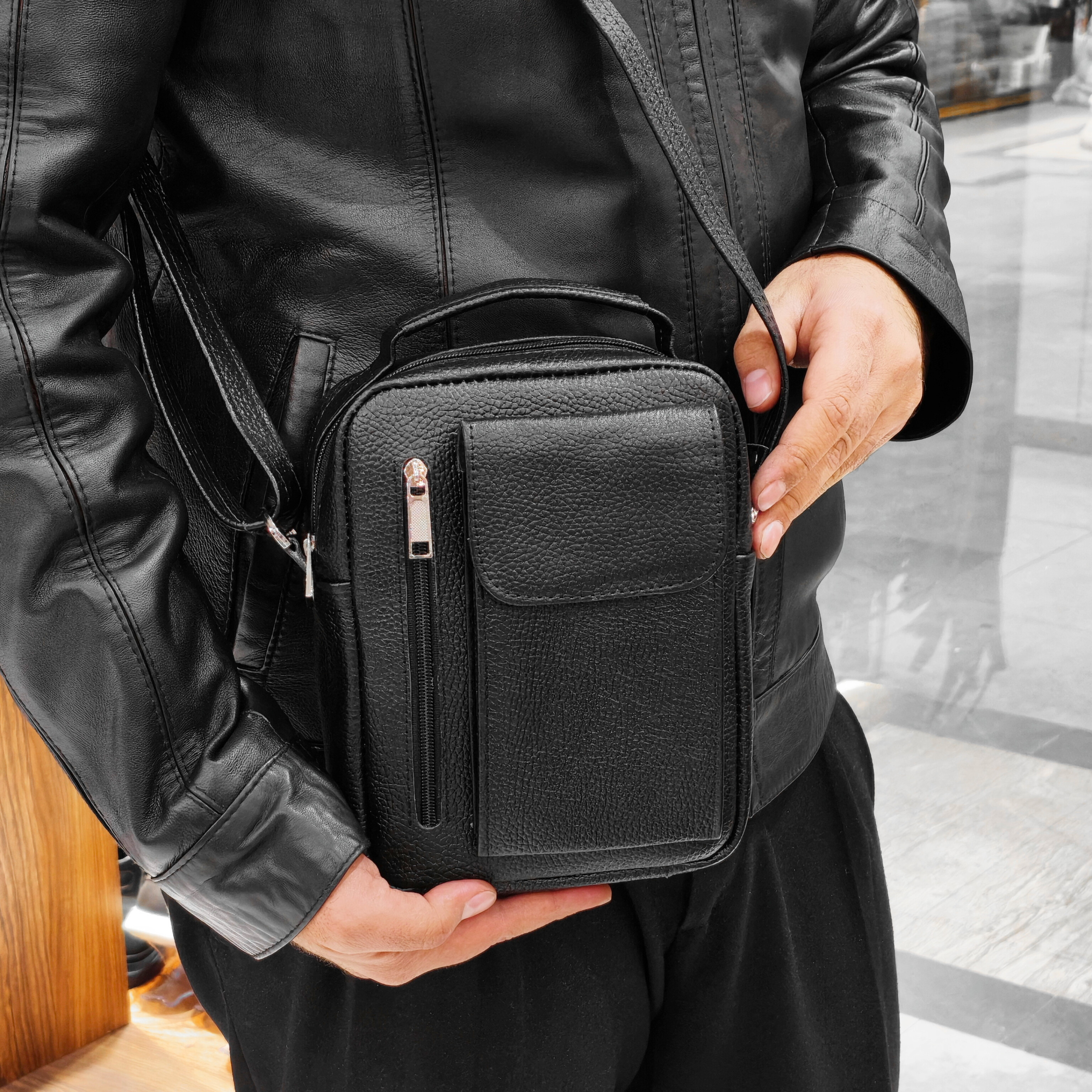 کیف دوشی چرم اسپرت ریواچرم تبریز مدل tt90