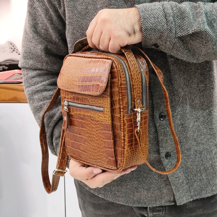 کیف دوشی چرم اسپرت ریواچرم تبریز مدل ترگان